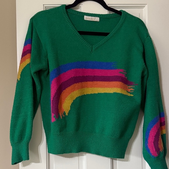Exquise Sweaters - Green Vintage Style V-Neck Rainbow Stripe Sweater